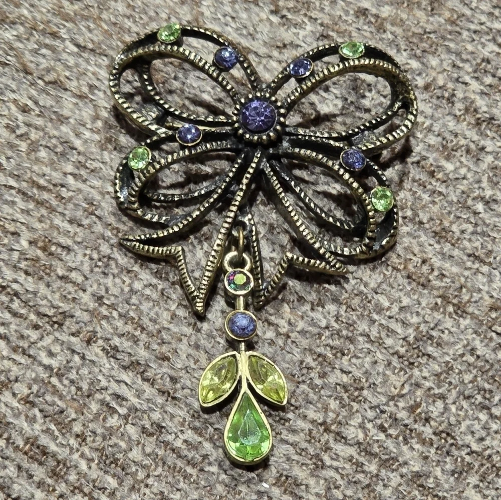 Bow Vintage Green Purple Crystal Dark Goldtone Brooch Pin